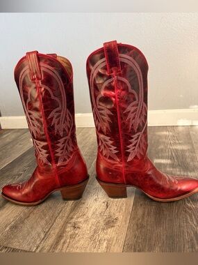 Idyllwind Icon Red Leather Western Boots with White Embroidery